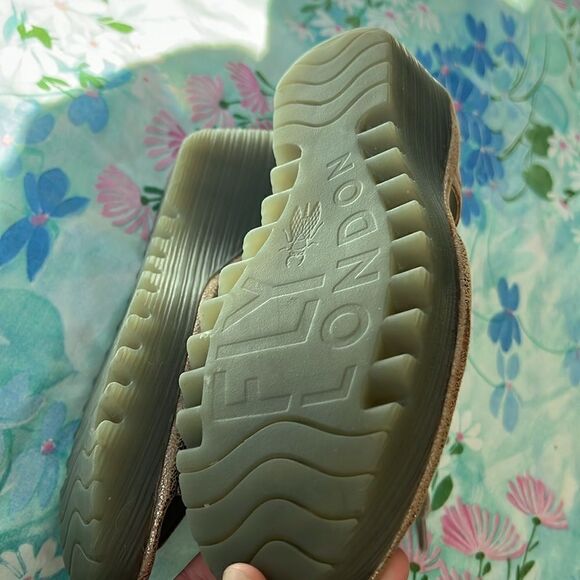 Fly London Yfla Luna Metallic Wedges - 38 - 7/7.5 - Picture 6 of 14